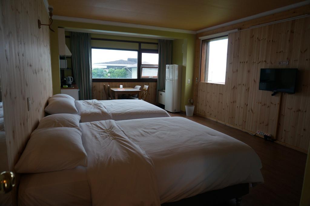 Park Beach Hotel Jeju Oda fotoğraf