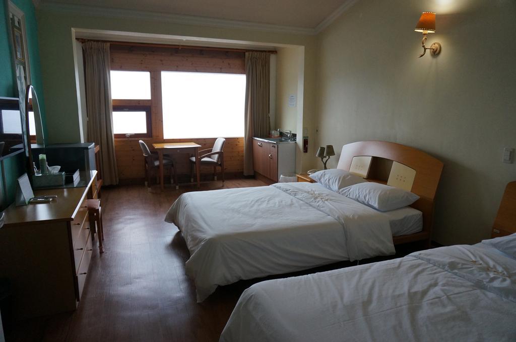 Park Beach Hotel Jeju Oda fotoğraf