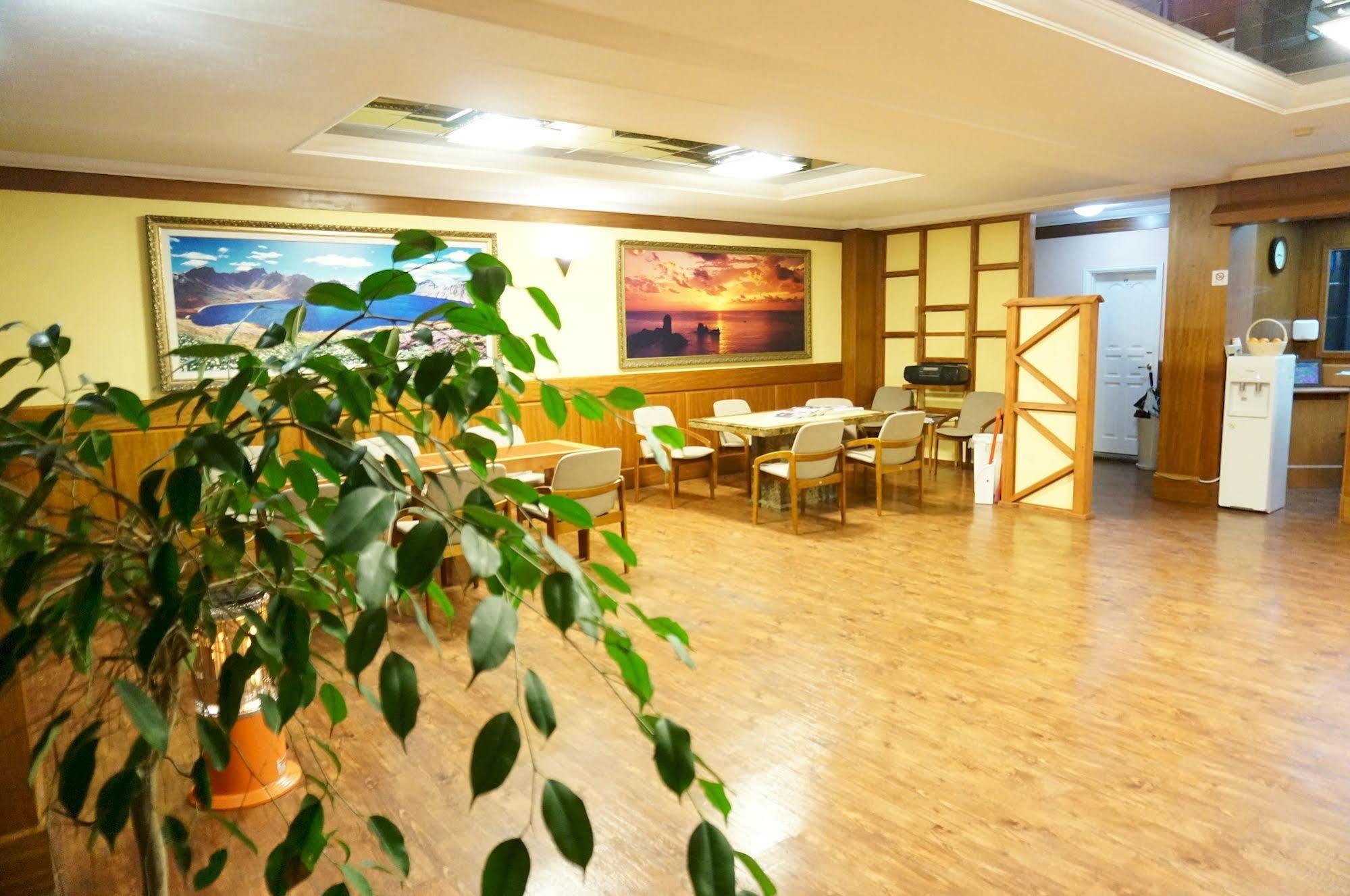 Park Beach Hotel Jeju Dış mekan fotoğraf