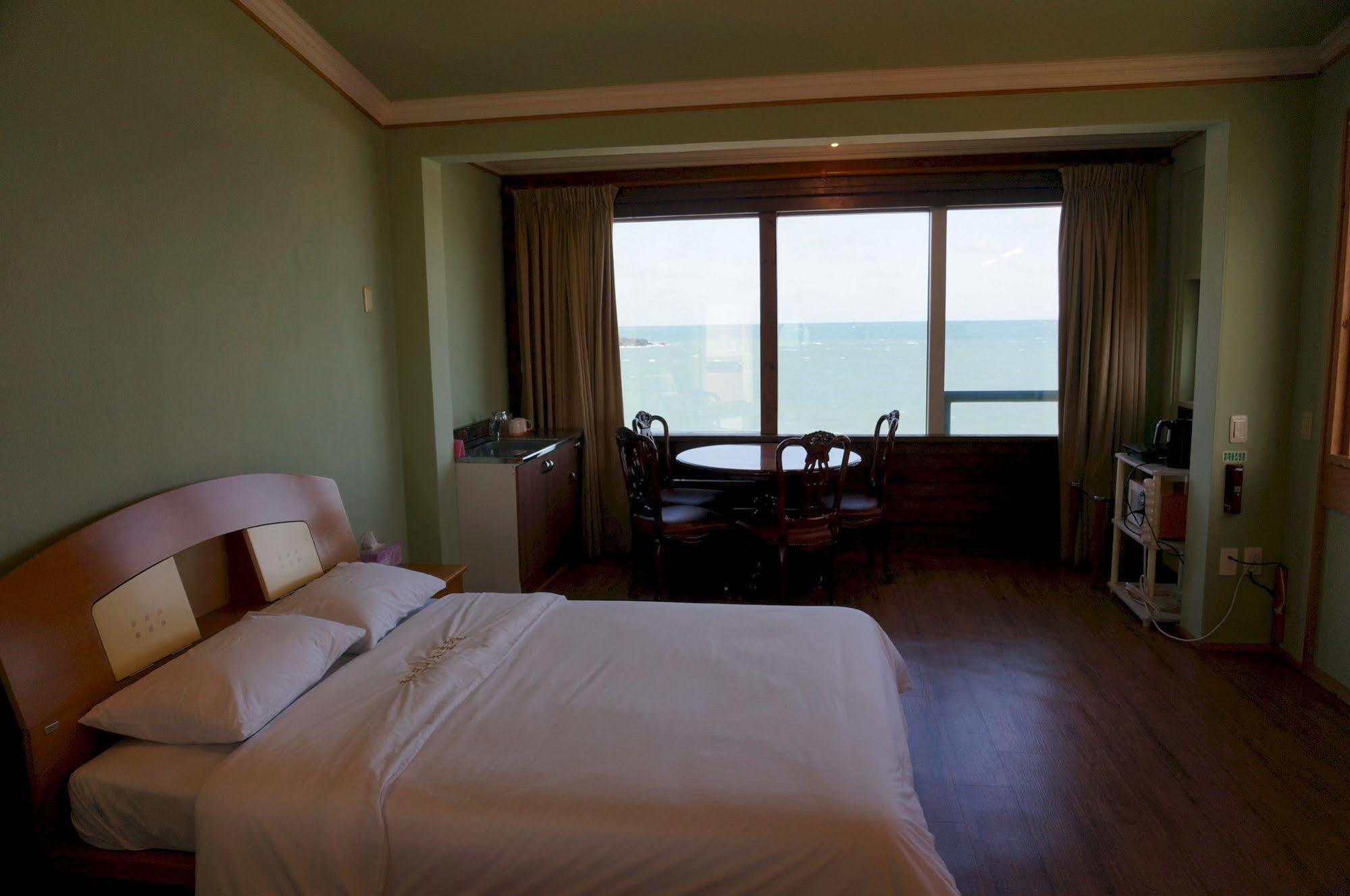 Park Beach Hotel Jeju Dış mekan fotoğraf