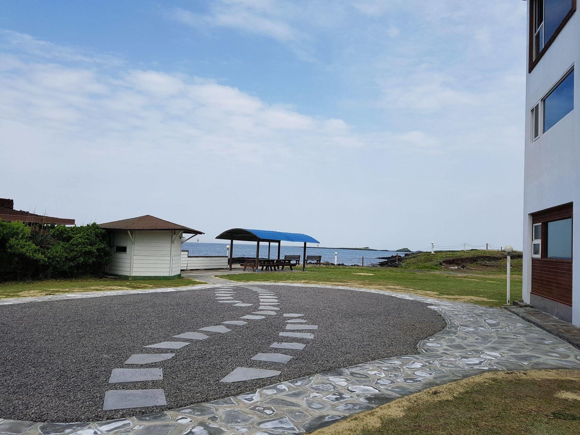 Park Beach Hotel Jeju Dış mekan fotoğraf