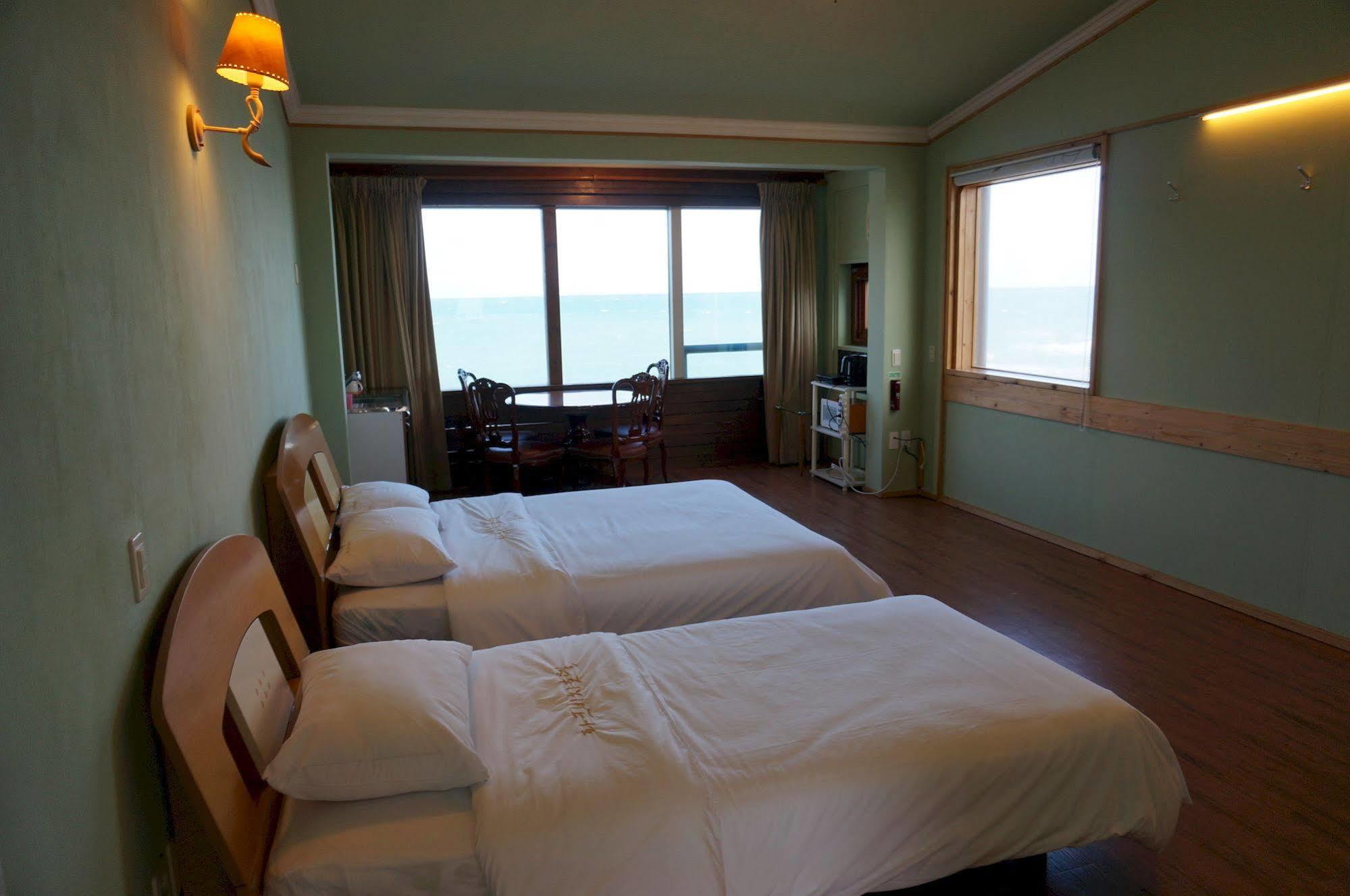 Park Beach Hotel Jeju Dış mekan fotoğraf